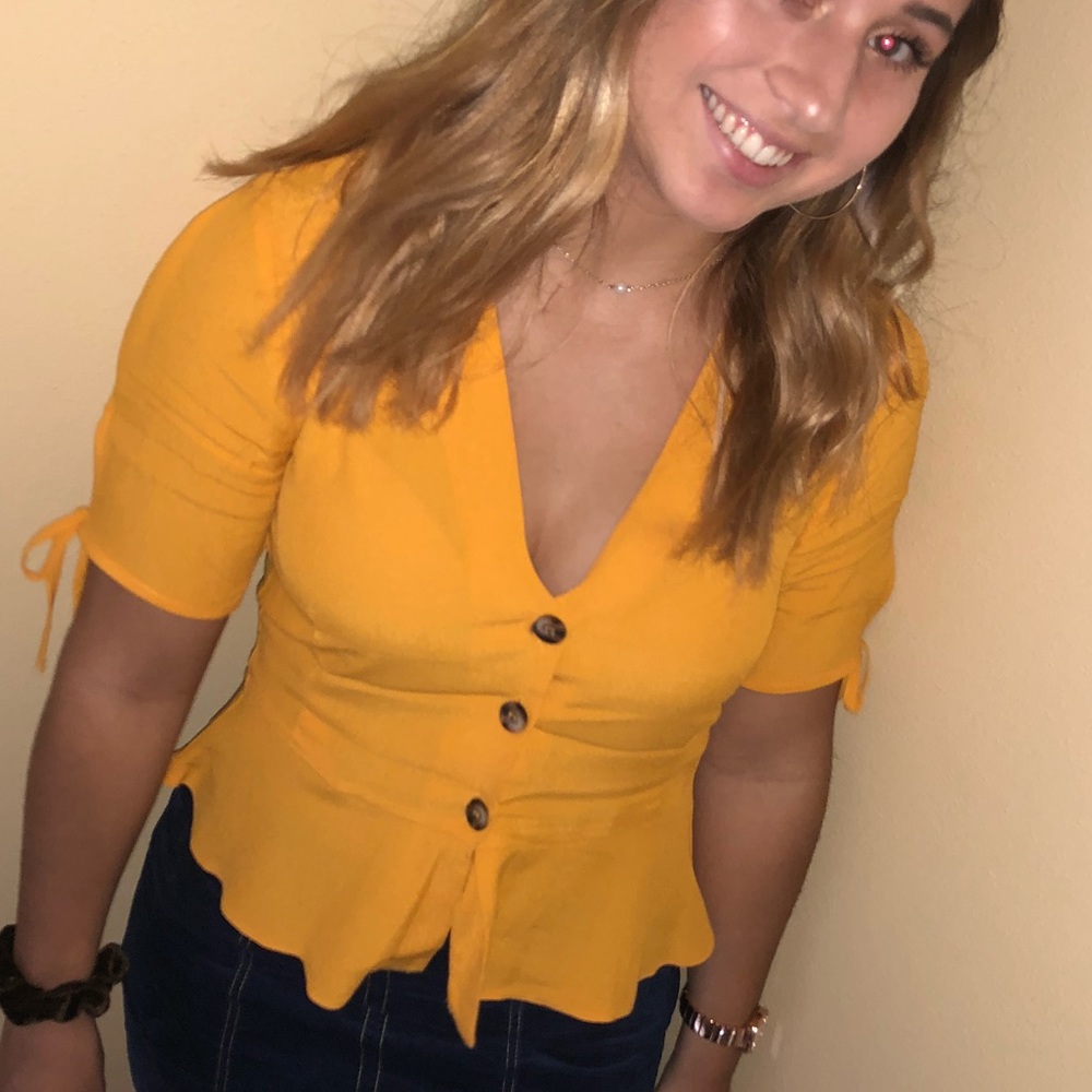 TOPSHOP Yellow button down blouse